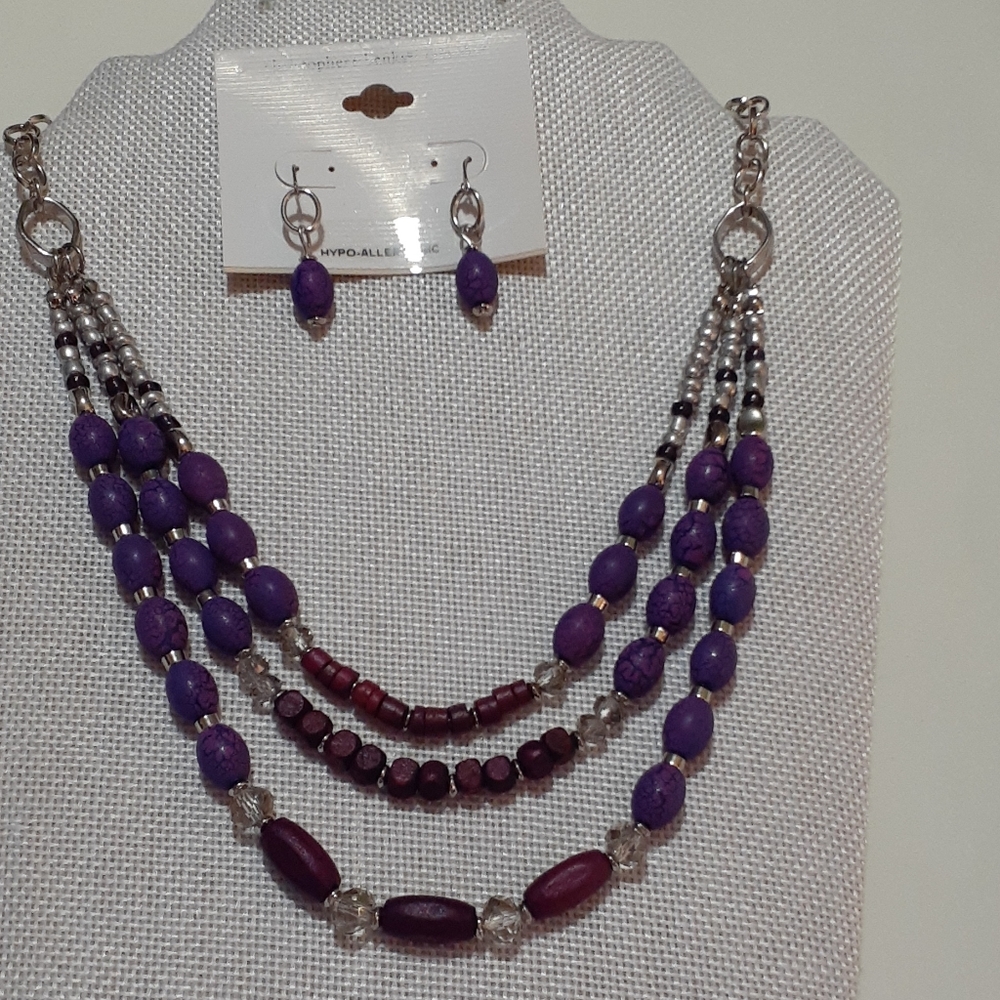 Christopher & Banks Jewelry Silvertone Necklace & Earrings.